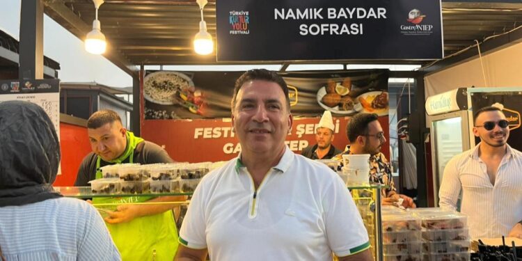 Gastronomi festivalinde Gaziantepli hanımlara meydan okudu: Yuvalamada ilk 5’teyim