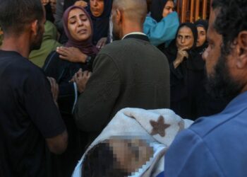 Gazze’de 7 aylık bebek annesinin kucağındayken İsrail kurşunuyla can verdi