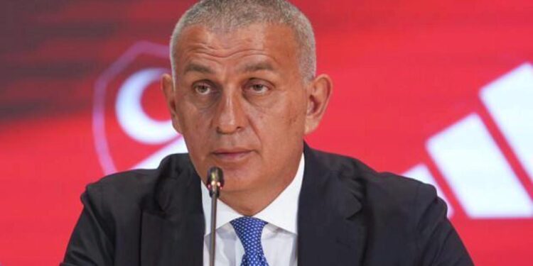 Hacıosmanoğlu’ndan ünlü hakeme sert sözler! TFF’ye çağırdım, bedeli ağır olur”