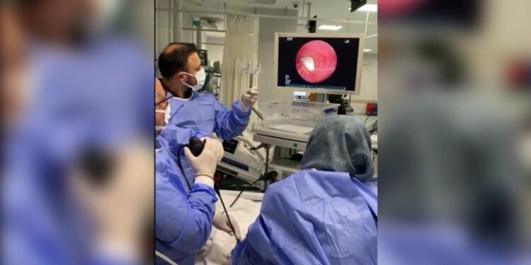 Hastanın akciğerine kaçan sarımsak operasyonla çıkarıldı