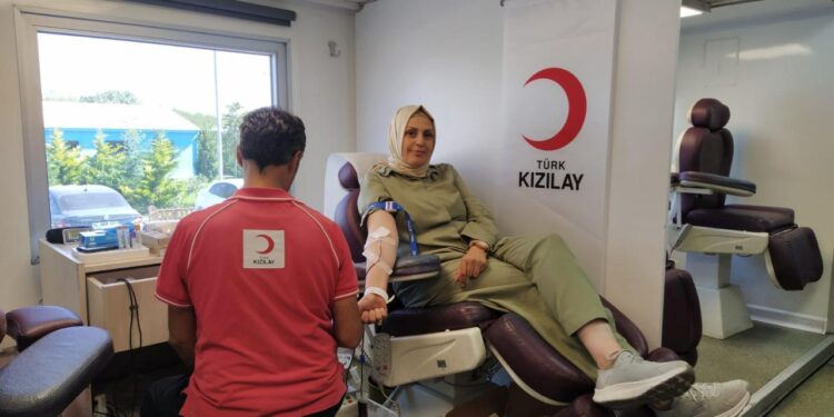 HAVAİST çalışanlarından Türk Kızılay’ına kan bağışı
