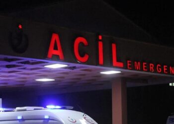 İki motosiklet çarpıştı: 1 ölü, 3 yaralı!