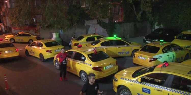 İstanbul’da silahlı saldırı! Taksici hayatını kaybetti