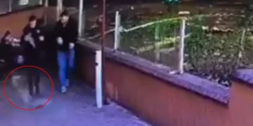 Bursa’da İtfaiyeciye Şişe Atıldı, Kıl Payı Yaralanmadı