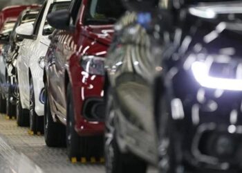 İthal otomobillere ek vergi: Hangi araç segmenti nasıl etkilenecek?