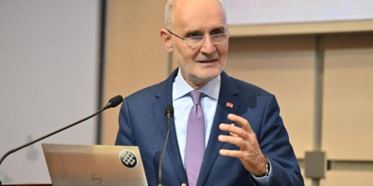 İTO Başkanı Avdagiç: ”Bizim net ihracatçı olmamız çok önemli”