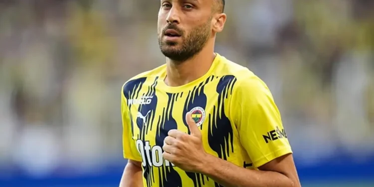 Kadro Dışı Cenk Tosun’a Tanıdık İsimden Teklif