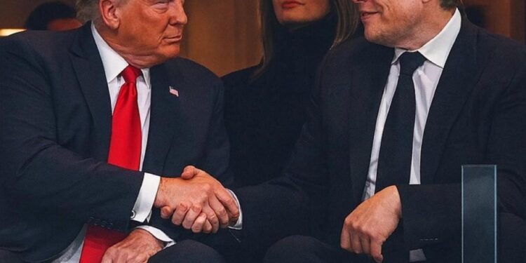 Kavgalı Trump-Musk ilk kez bir araya geldi