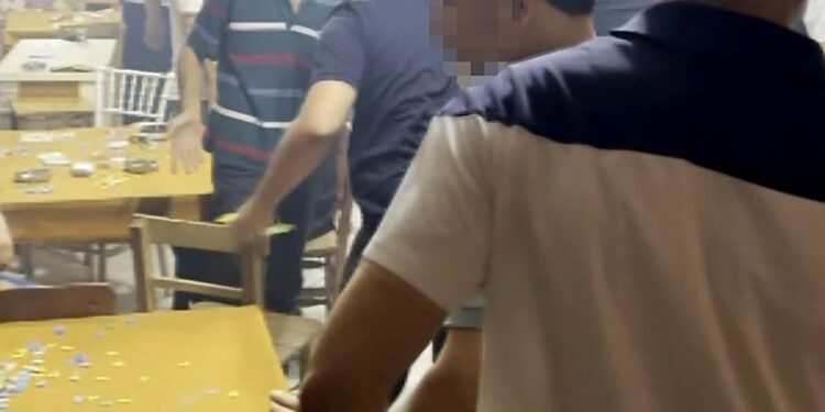 Kumarhanenin sahibi suçüstü yakalanınca kendisini böyle savundu