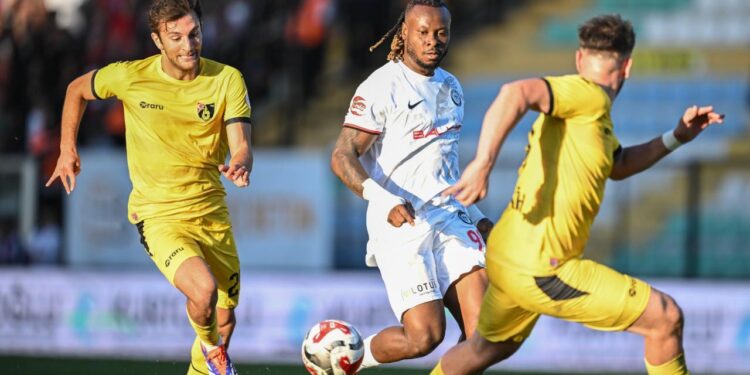 Lidere ağır darbe! İlk mağlubiyetini yaşadılar