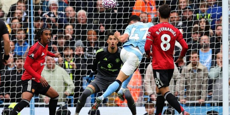 Manchester derbisinde kazanan Maviler