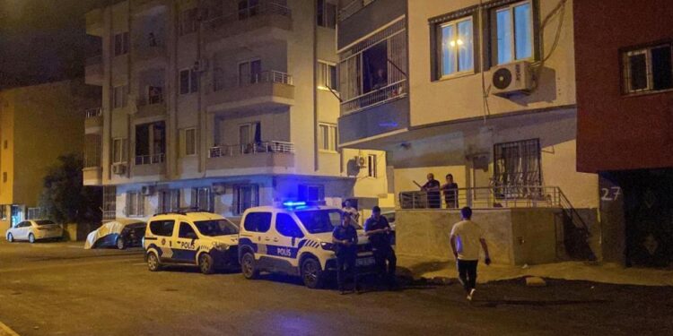 Mersin’de bir kadın 5 yaşındaki oğlunu bıçaklayarak öldürdü