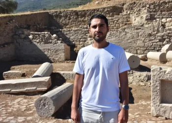 Metropolis Antik Kenti’nde 1800 Yıllık Keşif!