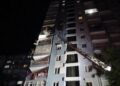 Ocakta unutulan yemek 15 katlı apartmanı tahliye ettirdi