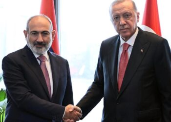 Paşinyan açıkladı: Türkiye ile karadan bağlanıyoruz