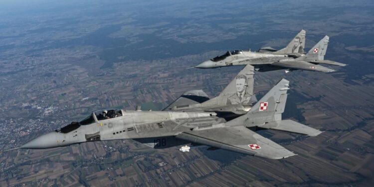 Polonya son dakika duyurdu! Rusya’ya büyük rest: Savaş uçaklarını düşüreceğiz