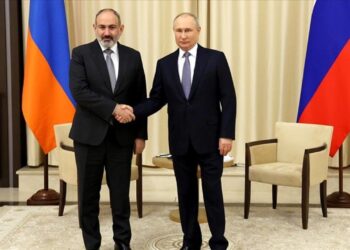 Putin’den, Paşinyan’a kutlama mesajı