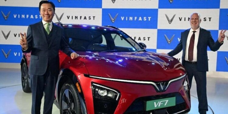 Rekabete dahil oldular: 743 bin liraya otomobil!