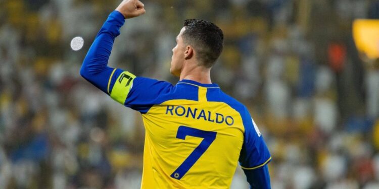 Ronaldo bunu ilk kez yaptı! Yorumuyla gündem oldu: Gerizekalılar