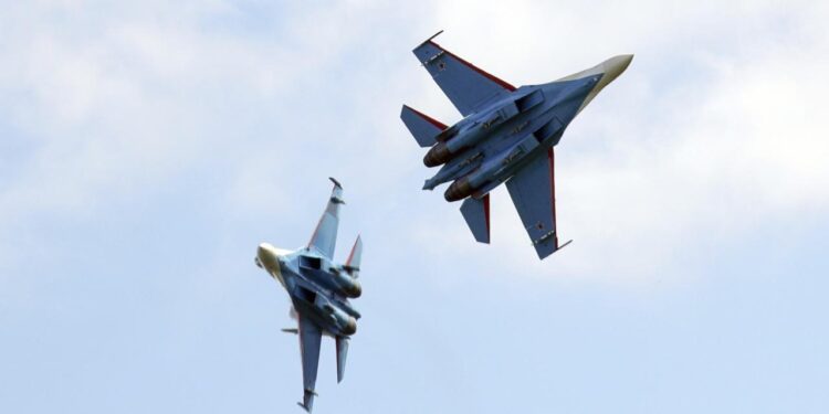 Rus uçakları Avrupa’ya girdi: Jetler peş peşe havalandı