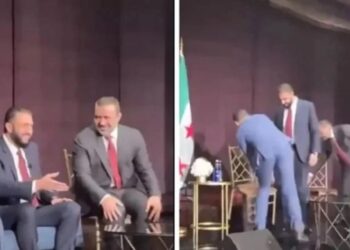 Şara’dan alkış alan harekete! O da sandalyede oturdu