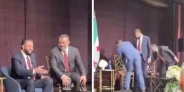 Şara’dan alkış alan harekete! O da sandalyede oturdu