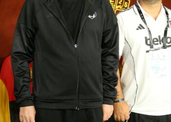 Sergen Yalçın’dan futbolculara ultimatom: Aldığınız maaş Barcelona…