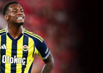 Taraftar dört gözle haber bekliyordu! Fenerbahçe’de Jhon Duran gelişmesi