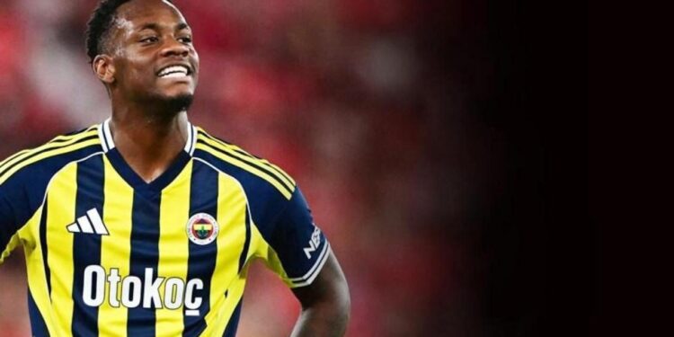 Taraftar dört gözle haber bekliyordu! Fenerbahçe’de Jhon Duran gelişmesi