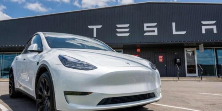 Tesla envanterini yeniliyor! Tarihler açıklandı