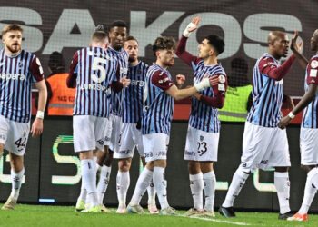 Trabzonspor’da ‘veda’ gibi karar: Yıldız futbolcu resmi maçlara çıkmayacak