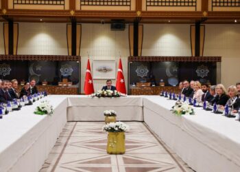 Türkiye-AB ilişkilerinde yeni dönemin sinyali: Gümrük birliği, vize serbestisi masada!