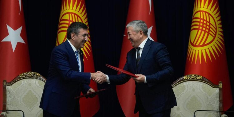 Türkiye ile Kırgızistan arasında anlaşma! 12. Dönem KEK için imzalar atıldı