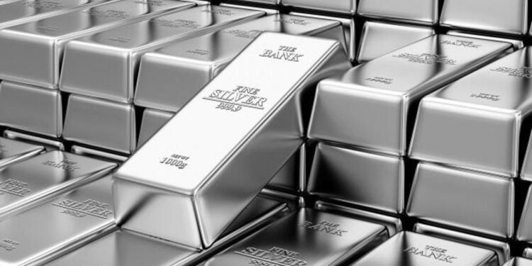 15 yıldır olmayan oldu! Altından sonra gümüş de zirveyi gördü