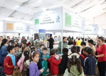 4. Bağcılar Kitap Fuarı, kendi rekorunu tazeledi