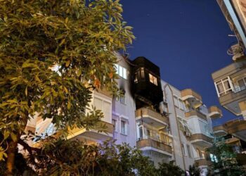 5 katlı binada yangın! Acı haber geldi