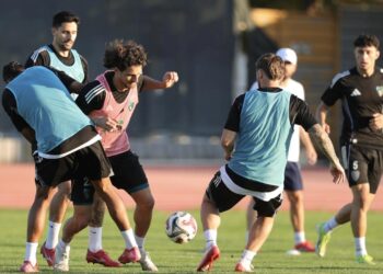 6 maçta 0 galibiyet alan takımdan Süper Lig devine gözdağı!