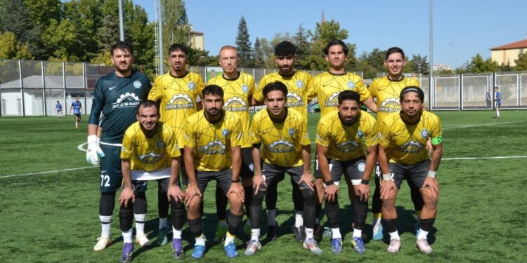 8-3’lük maça damga vurdu! 41’lik forvet 5 gol birden attı