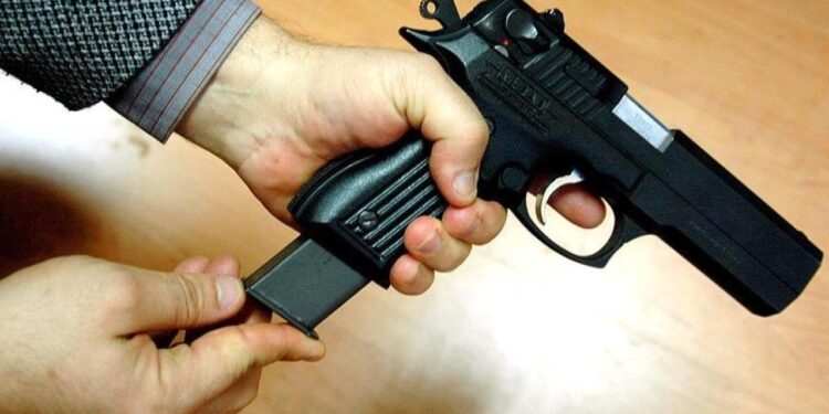 81 ilde ruhsatsız silah operasyonu! 1867 silah ele geçirildi