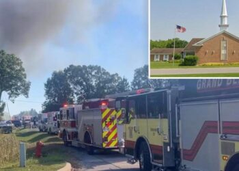 ABD’de kilisede silahlı saldırı: 3 kişi öldü, yangın çıktı