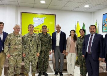 ABD’den dikkat çeken Suriye adımı! Terör örgütü liderine flaş ziyaret!