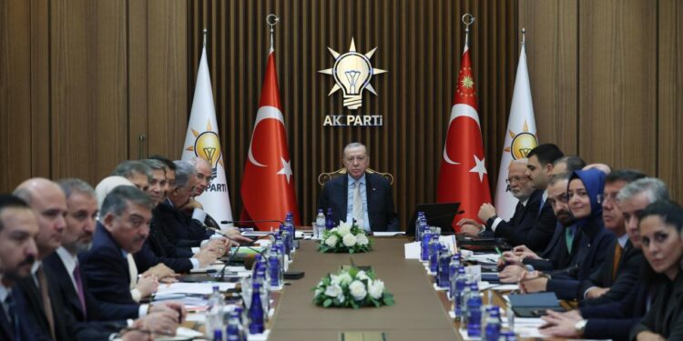 AK Parti MYK toplandı