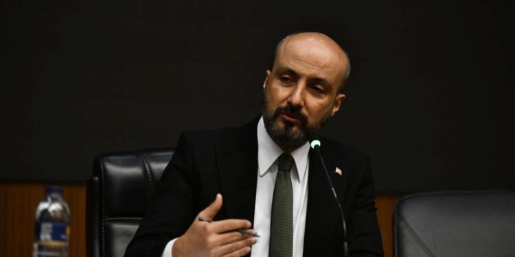 AK Partili Yalçın’dan Mansur Yavaş’a “konser skandalı” soruları