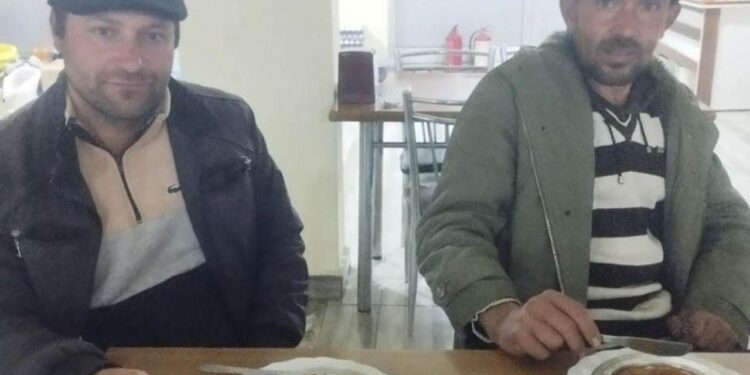 Alacak kavgasında kan aktı: 2 ölü!