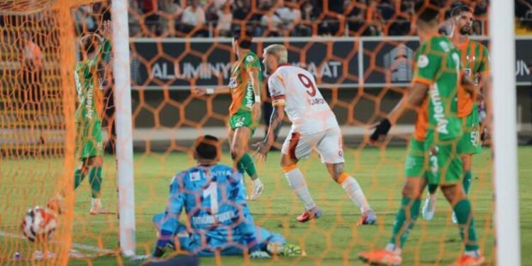 Alanya’da sahne Icardi’nin! Galatasaray dev maç öncesi moral depoladı