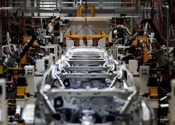 Alman şirketler ekonomik durgunlukta personel planlamasını yavaşlatıyor