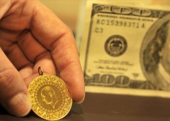 Altın ve dolarda olağan dışı fiyatlamalar: ‘Piyasa oyunu’ uyarısı!