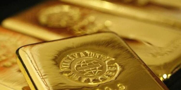 Altından üst üste rekor! Kritik noktaya ulaştı! Piyasadan uyarı geldi!