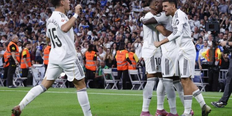 Arda Güler ödülünü aldı! Real Madrid zirveye yükseldi