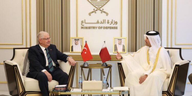 Bakan Güler, Katarlı mevkidaşı ile görüştü!